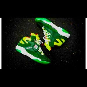 Reebok Pump Shaq Attaq size 12 slightly worn